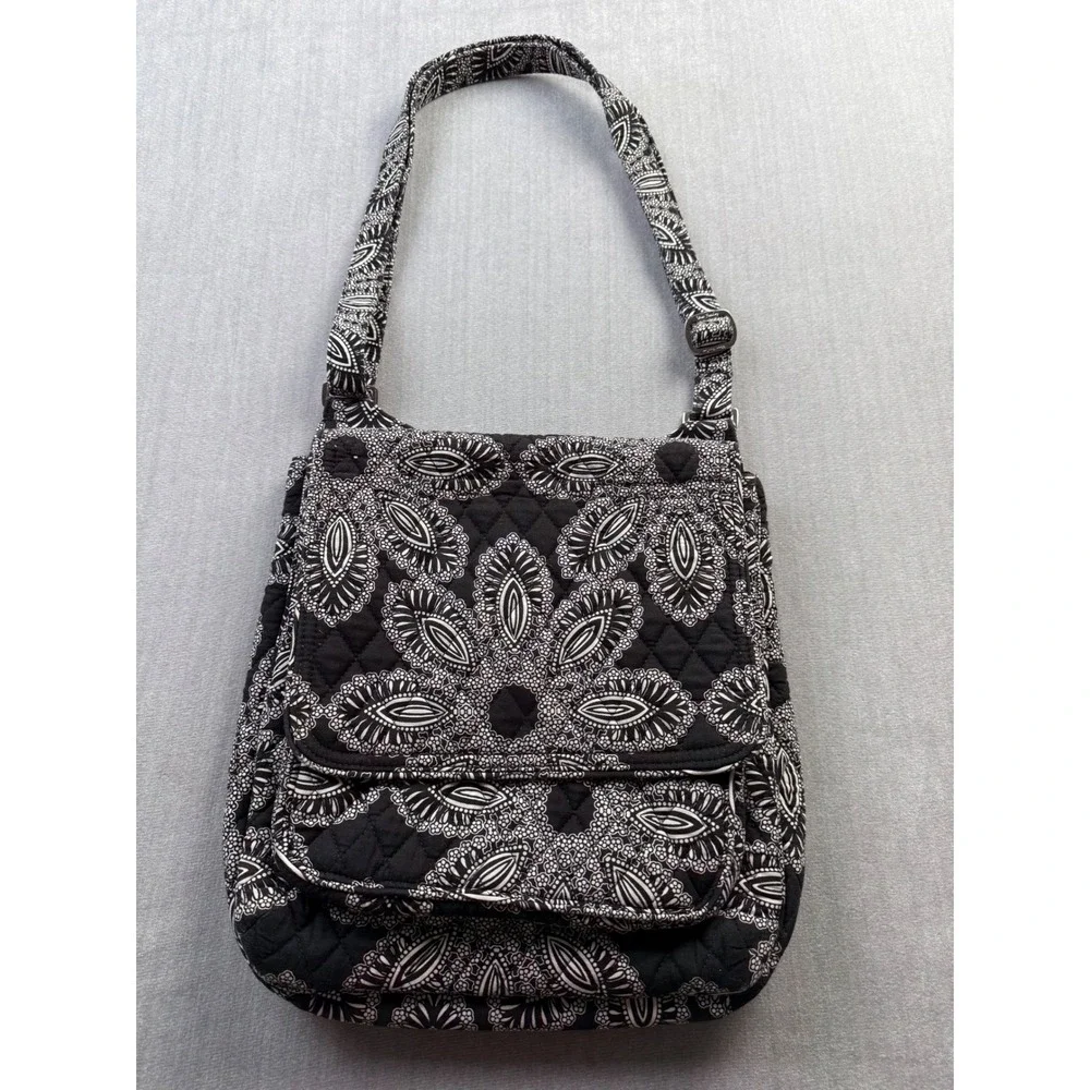 Vera Bradley Quilted Crossbody Bag Black White Medallion Paisley Strap‎